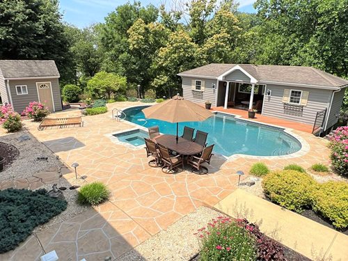 Patios & Outdoor Living
Patios & Outdoor Living
SUNDEK of Washington
