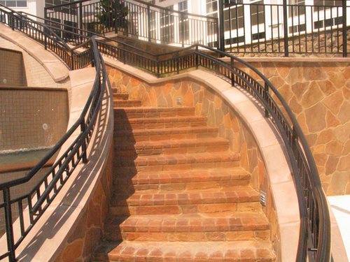 Alexandria Va
Walkways & Stairs 
SUNDEK of Washington

