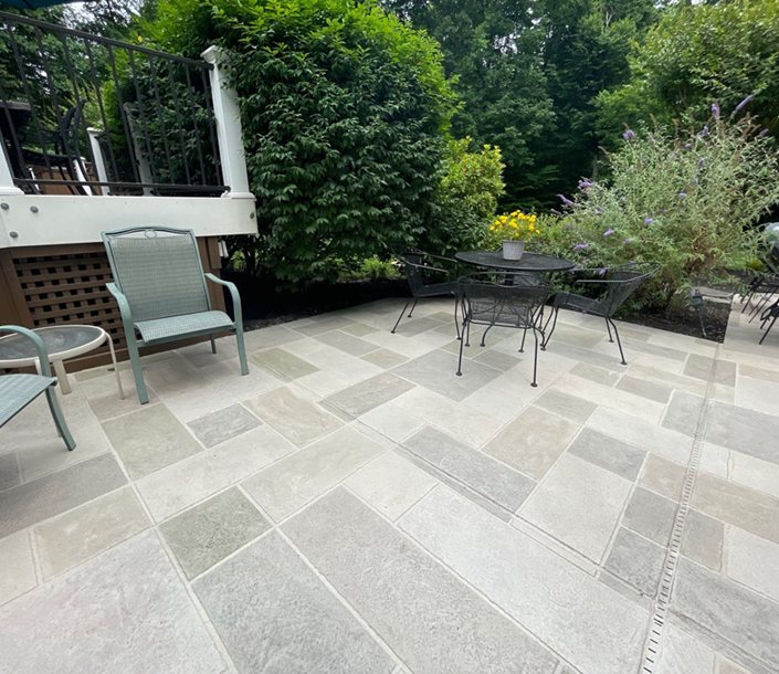 Patios & Outdoor Living
Patios & Outdoor Living
SUNDEK of Washington