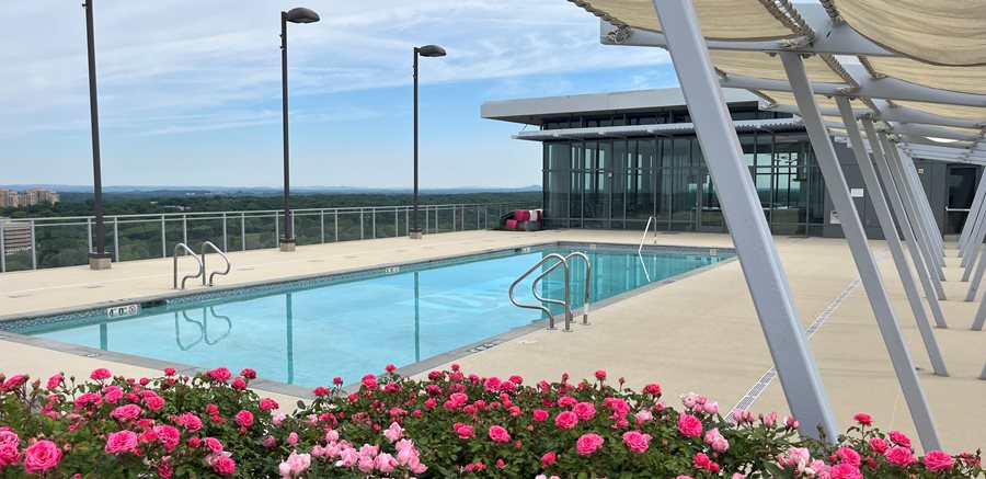Waterproof Coating, Rooftop Pool, Luxury Apartments
Test
SUNDEK of Washington
