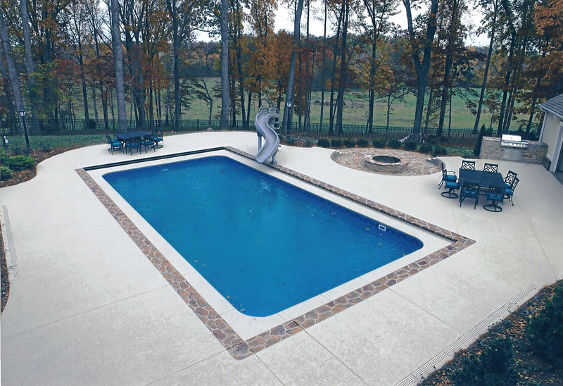 cost to build concrete pool
